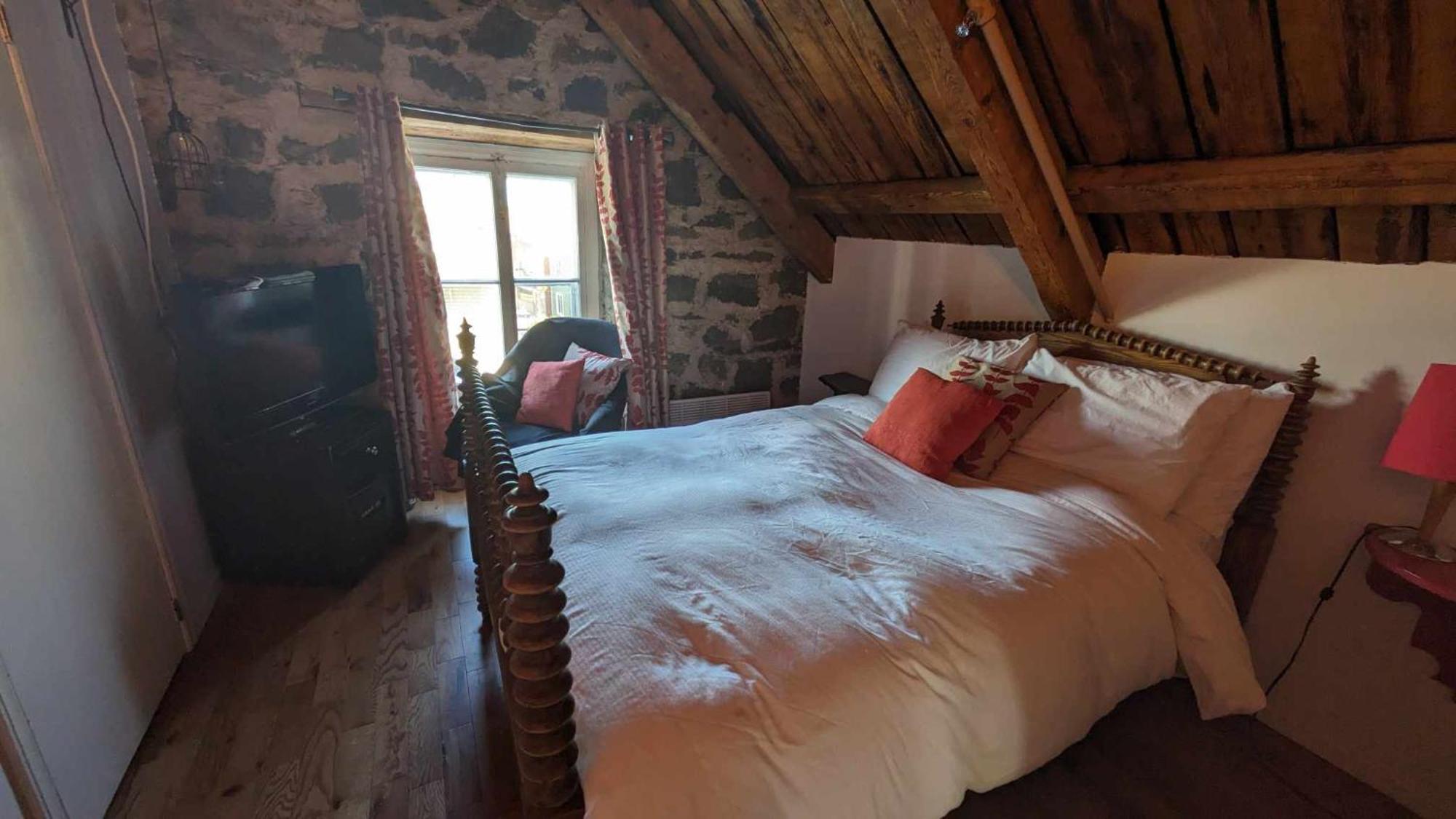 Отель La Maison Rousseau Монманьи Номер фото